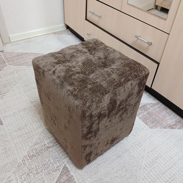 Пуфики всего по 10000