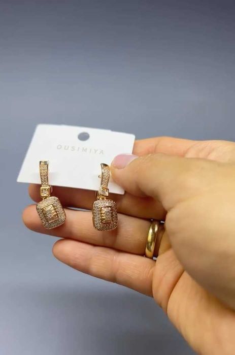 Роскошные серьги в золотистом цвете с камнями (НОВЫЕ)