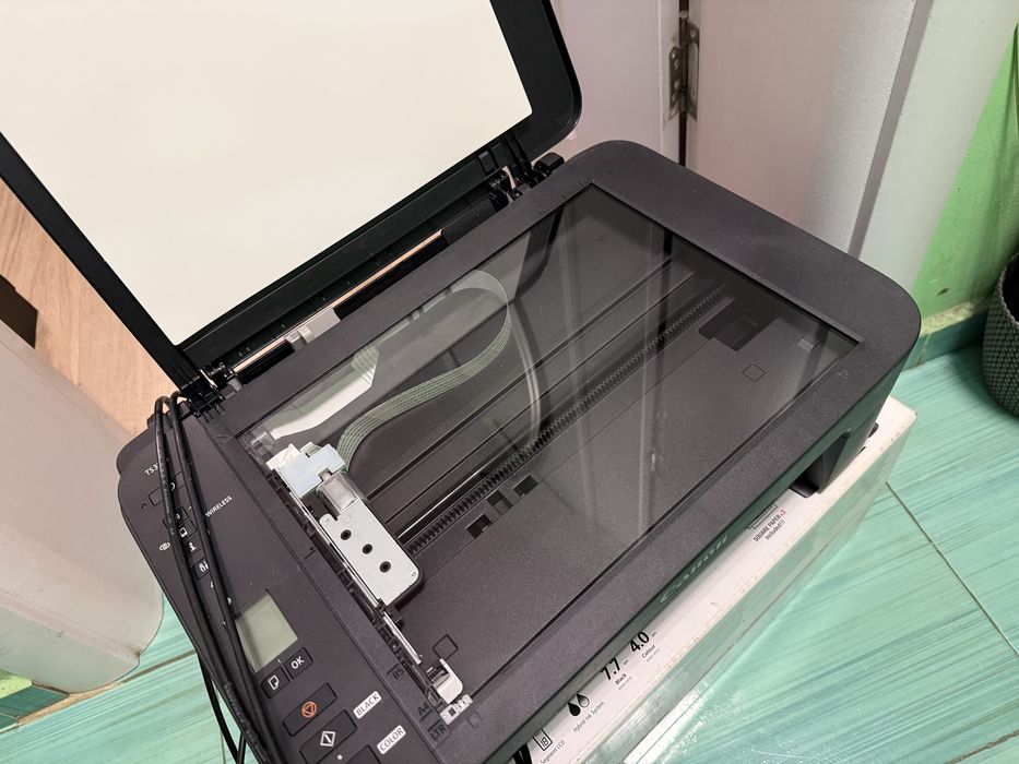 Цветен едностранен принтер Canon-PIXMA TS3355