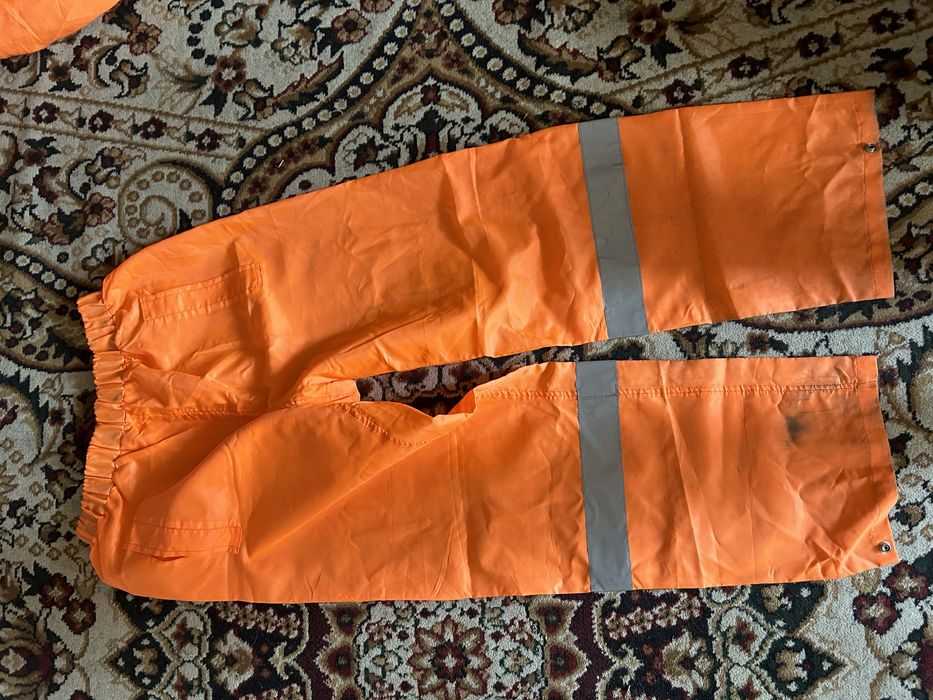 Сумка, телефон депжатель, дождевик , замок