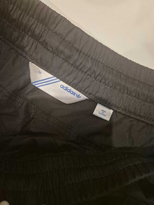 Къси панталони Adidas