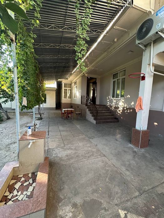 Уч тепа туман Бешкайрагоч махалла 6 сотх 10 хона срочний сотлад