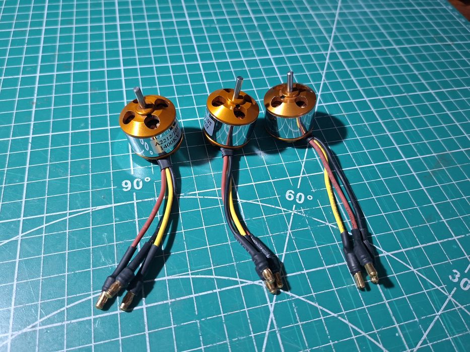 Двигатель для радиоуправляемых моделей 22 12, 1 400kV