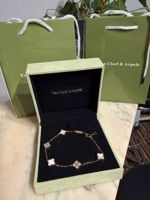 Bratara Van Cleef Rose White