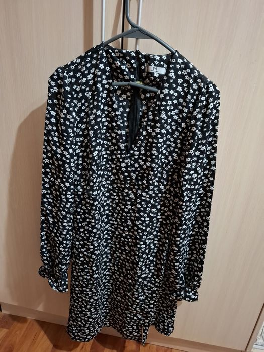 Одежда для девочки 10-12 лет