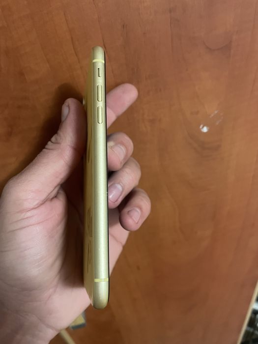 Iphone xr bateria 81