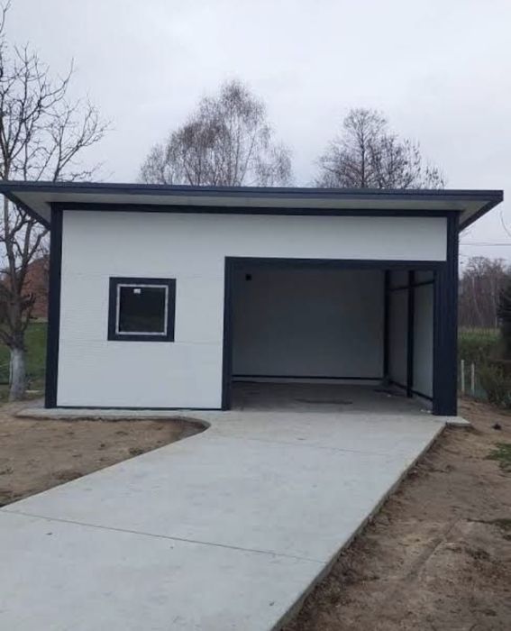 Garaj auto pe structura metalica