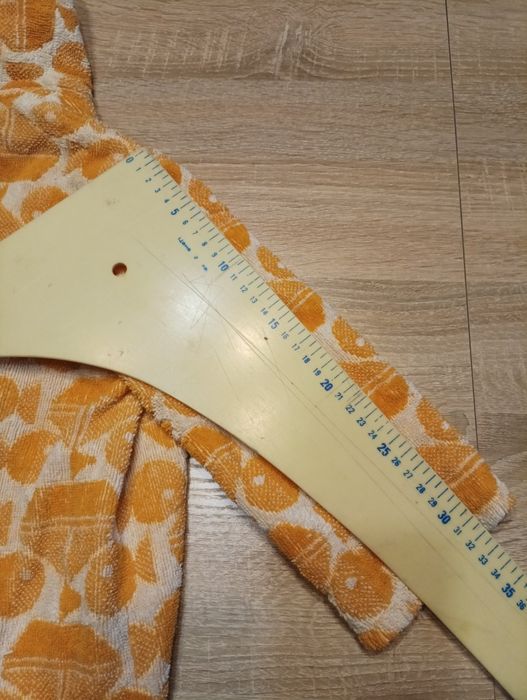 Продавам детски памучен халат с качулка