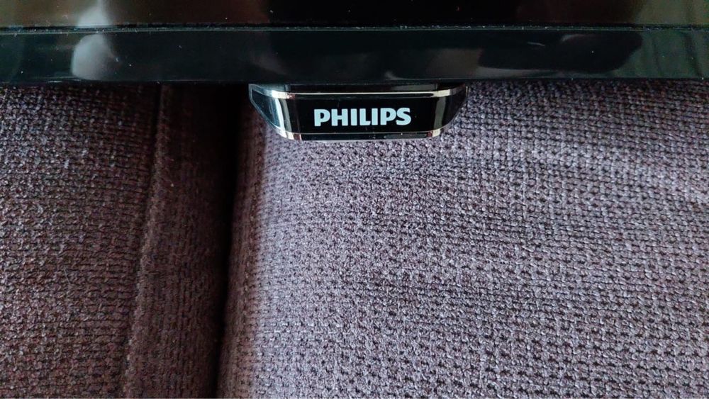 Телевизор philips продам