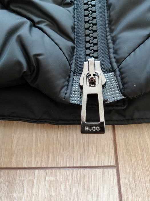 HUGO BOSS мъжка парка в черен цвят XL