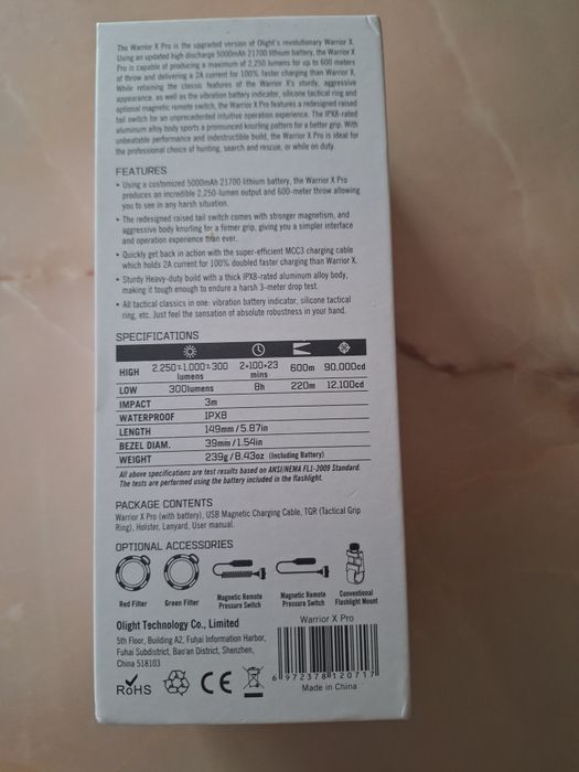 Lanterna Olight warrior x pro.