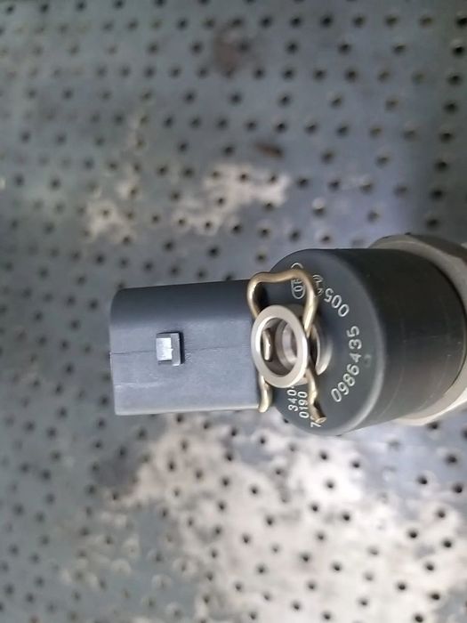 Injector nou 1.7 cdi mercedes a class w168 0986435005