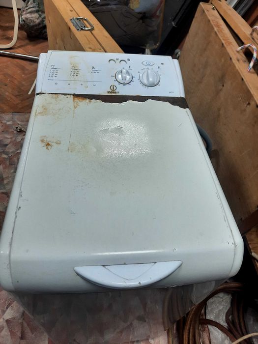 Продам стирални машину индизит