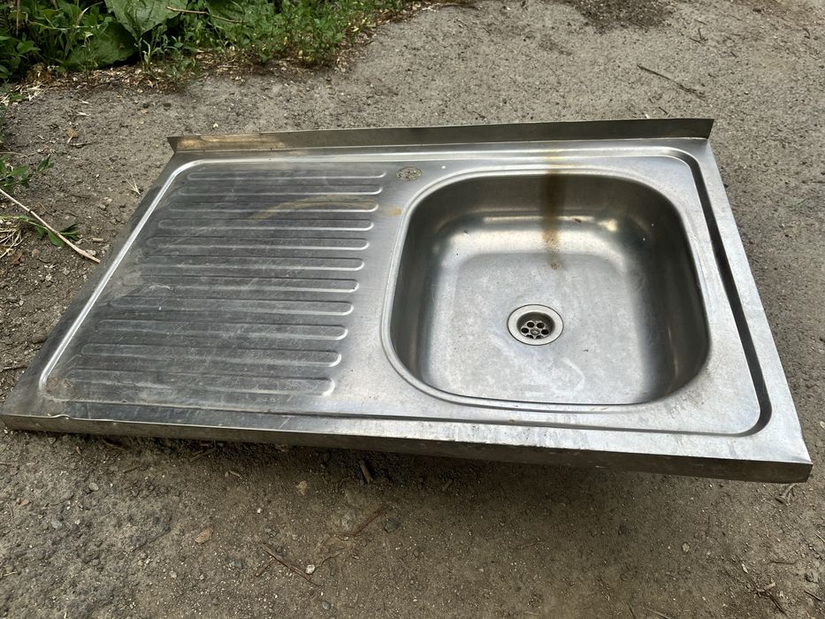 Мойка для кухни продам