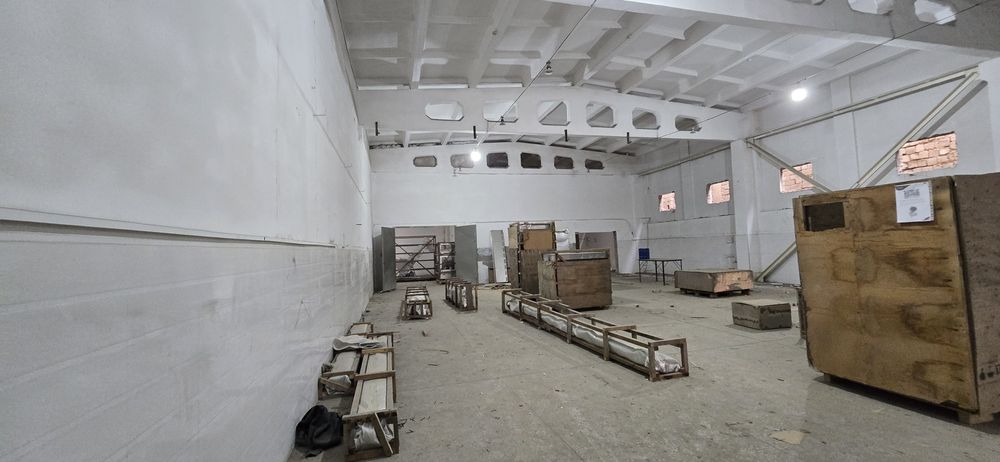 Сдам объект под бизнес 30-соток 2000-квм