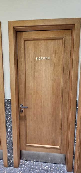 Uși interioare din lemn stratificat - stejar, cireș, pin, meranti, nuc
