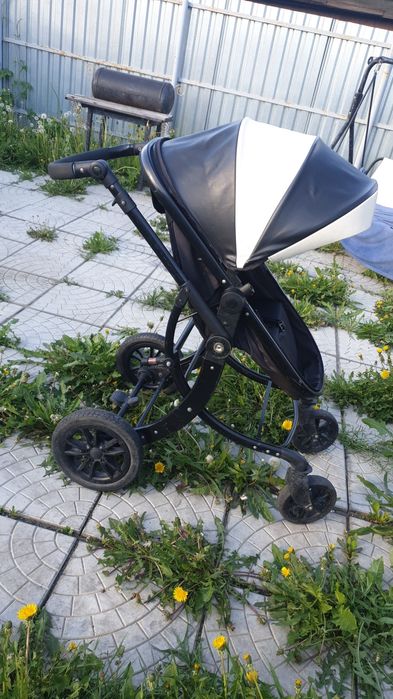 Продам коляску детскую.