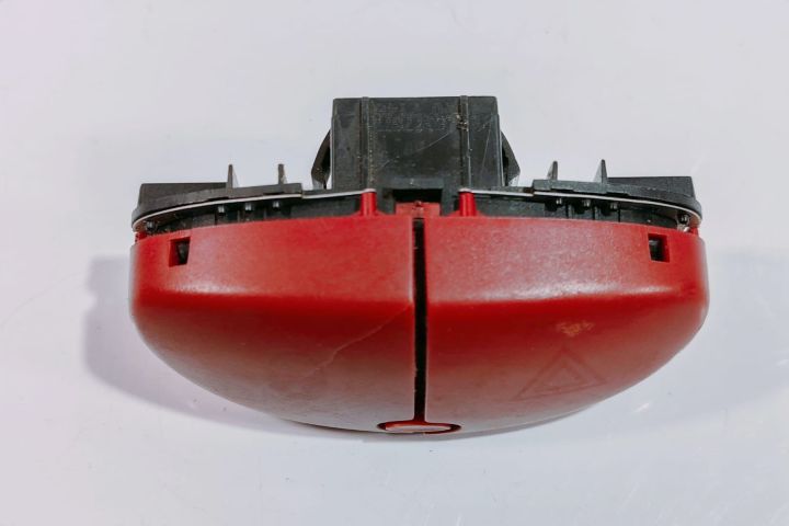Buton Avarie  Buton avarii 40377877 Peugeot 206 prima generatie (face