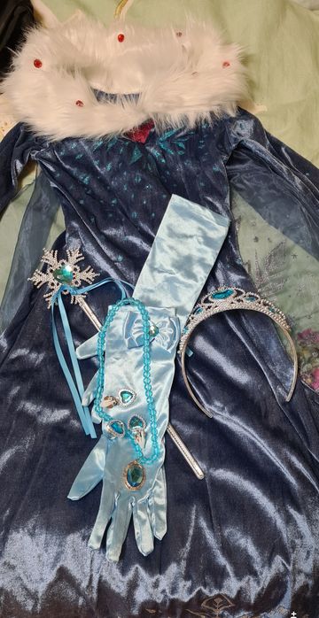 Rochiță Crăiasa zăpezii,copii.