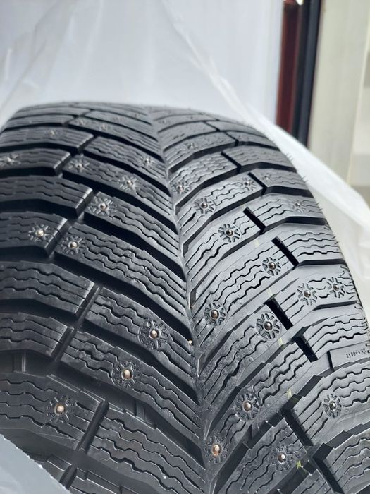 Шины Michelin 255/40/21