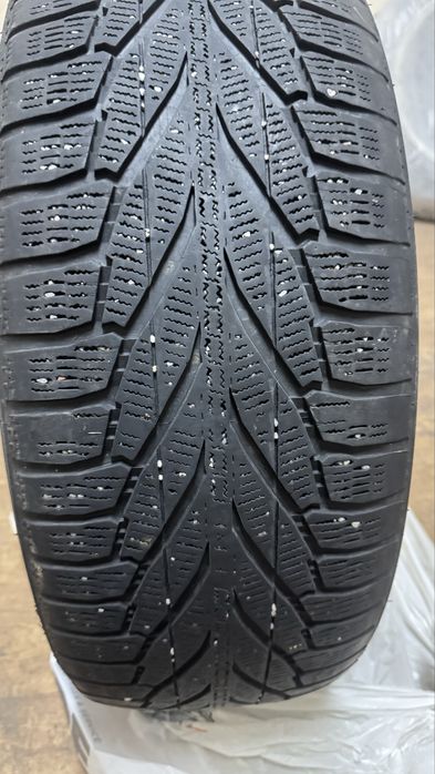 Резина зима NOKIAN 235/55/19