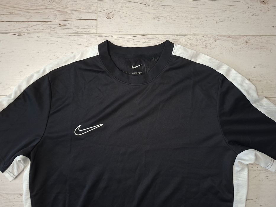 Nike slim Fit-Ориг. Тениска Нова!