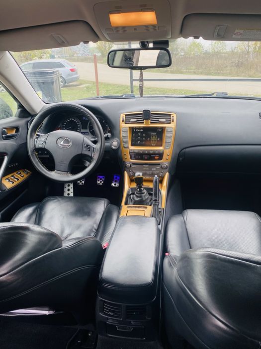 Lexus Is 220 anul 2007