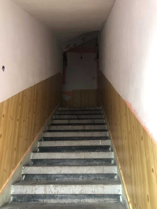 Продава се Многостаен апартамент в Димитровград - 256 кв.м за 106 €/кв.м - Снимка #2