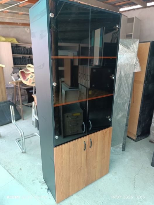 Продам офисный шкаф