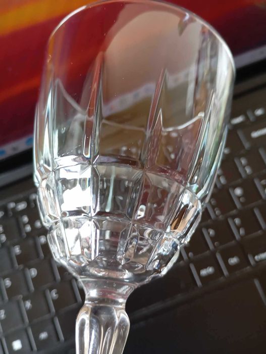 Portelan/cristal, bibelouri, etc. din vitrina 2