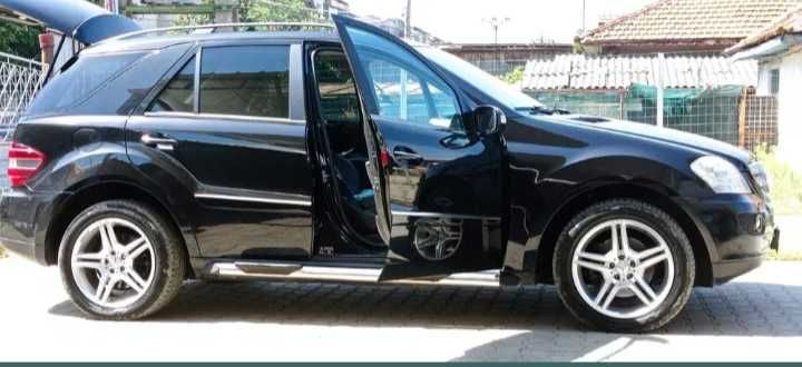 Vand sau schimb cu 8+1 Mercedes ml 320 2008