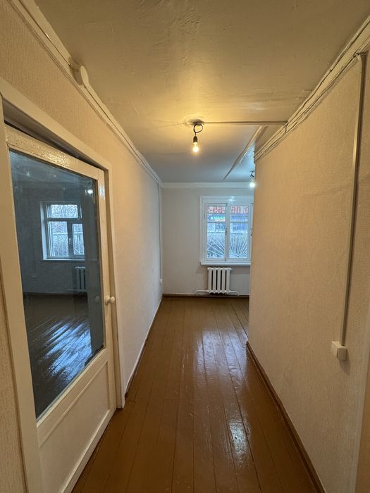 Продаю 1-КОМ 1 этаж огород Спутник-8