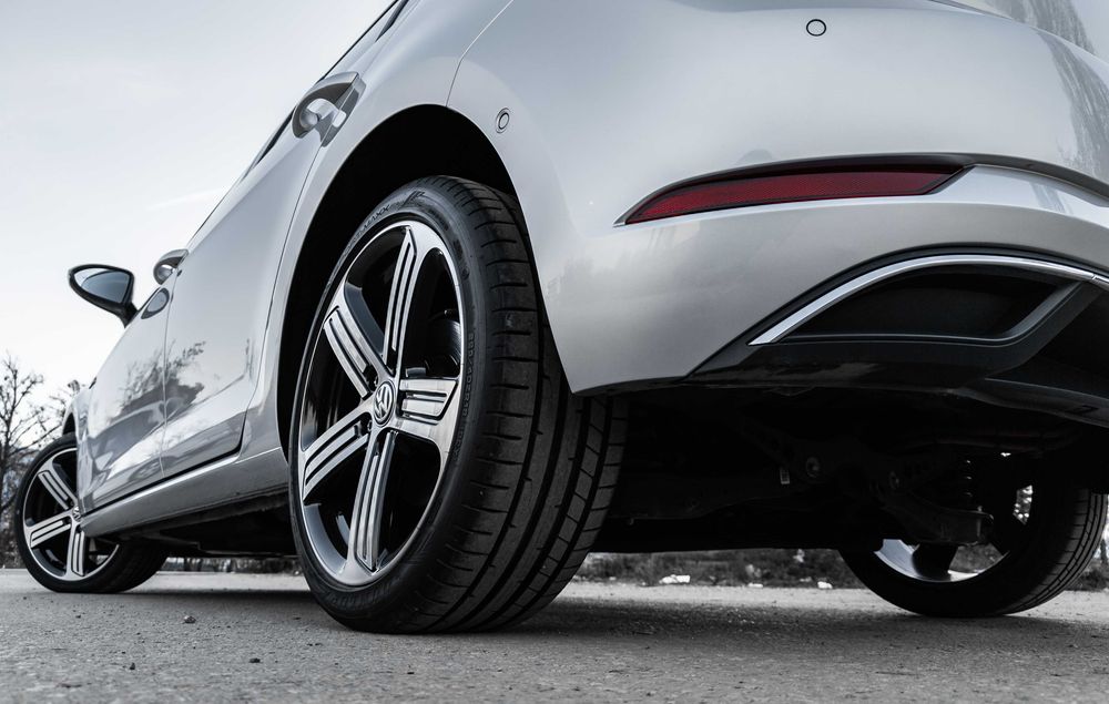 VW Cadiz 18" + ПОДАРЪК ГУМИ DUNLOP Sport Maxx RT 2 225/40/18