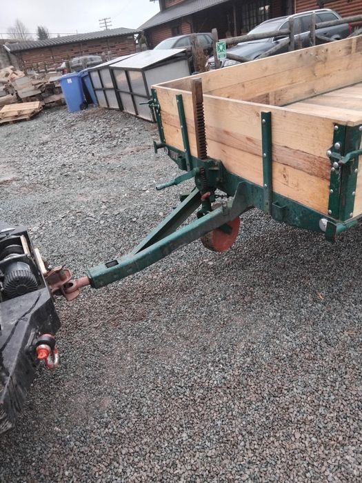 Vând remorcă traktor