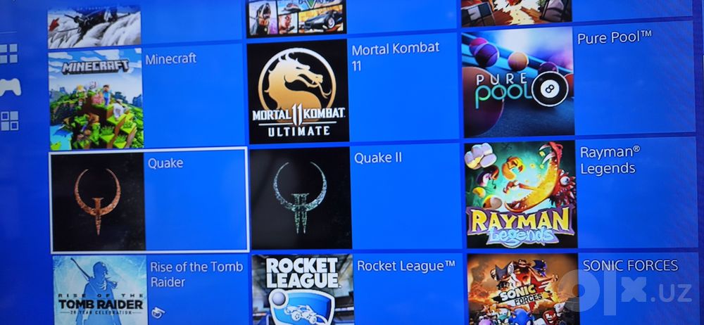 Plastation 4 1000 Gb + 20 игр