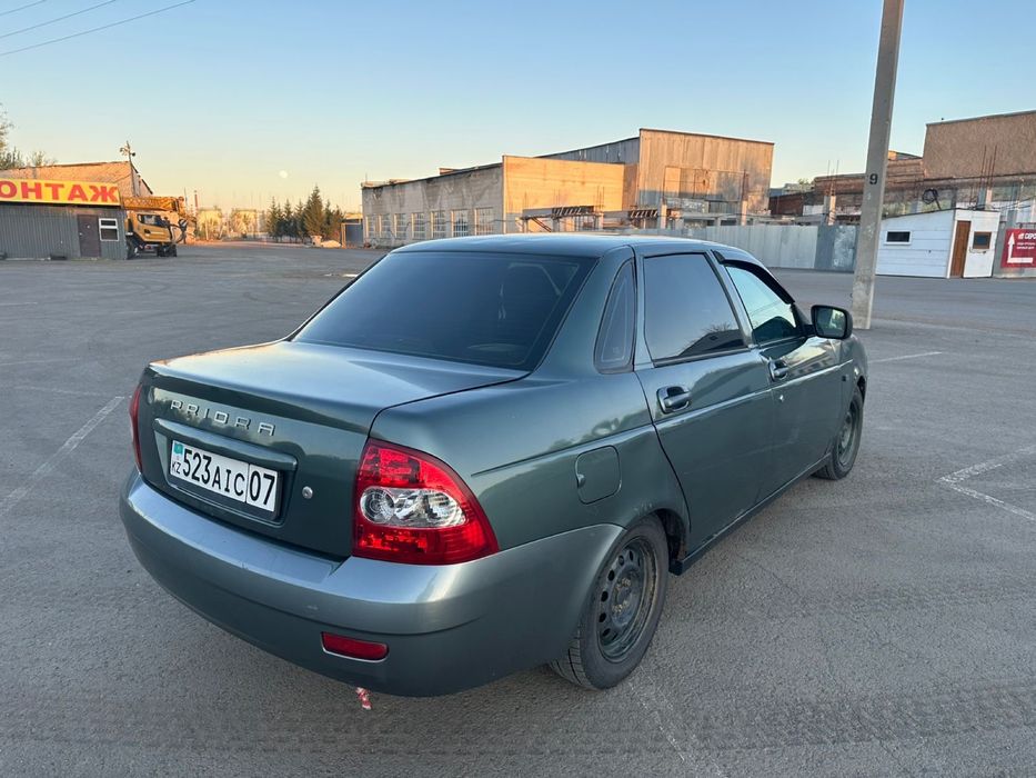 Продам Приору чистая казашка