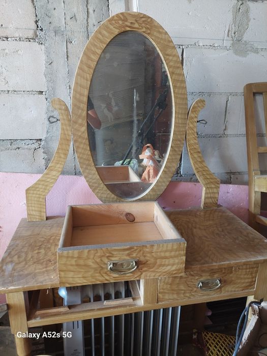 Set de mobila ,lemn