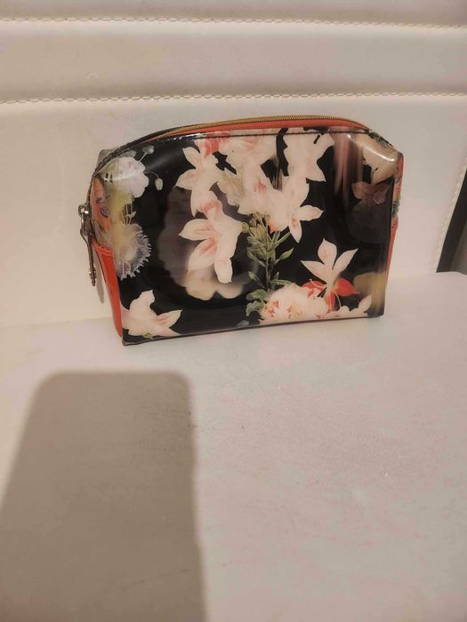 Несесер Ted Baker