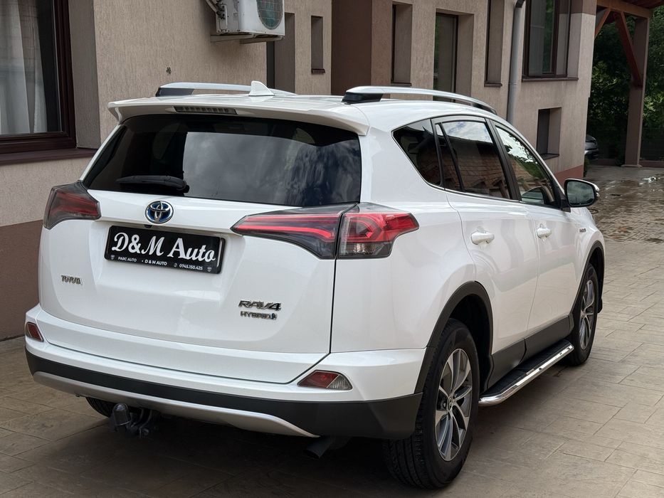 Toyota RAV4 HYBRID  135.000 km Alb Perlat