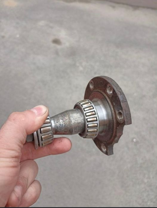 Шкиф коленвала передний рычаг ступица