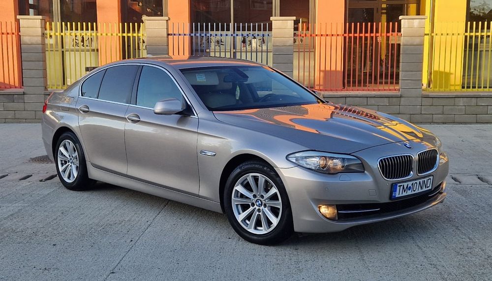 BMW 5 Series 2012 — imagine 4