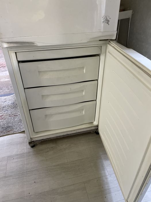 Холодильник продам и