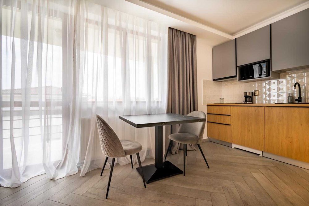 Cazare Regim Hotelier 1, 2 camere Iulius Mall tichete