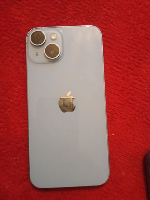 Vand iphone 14 in stare buna.