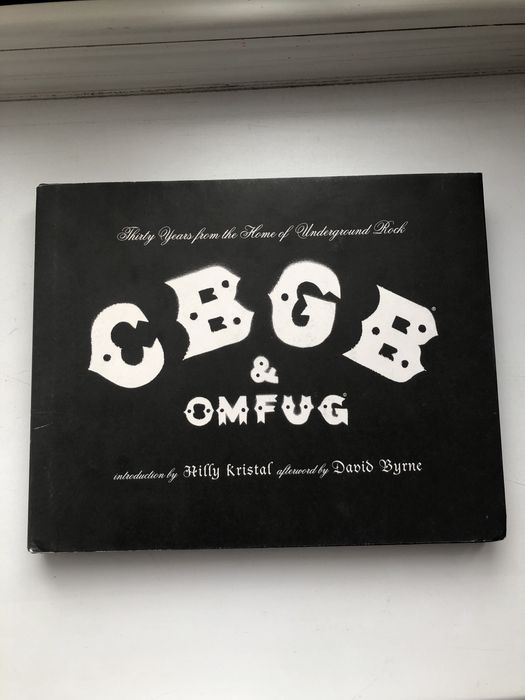 Книга о культовом клубе CBGB