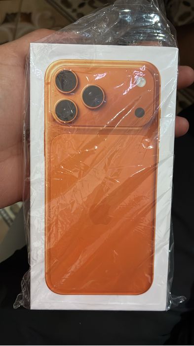 Айфон 17 про, внутри XR