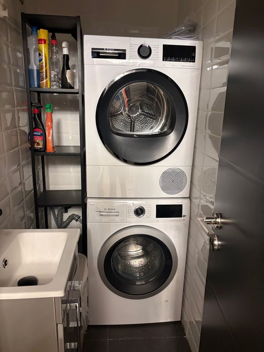 Vand Mașină de spălat Bosch Serie 6 – 10 kg – WiFi – dozare automată