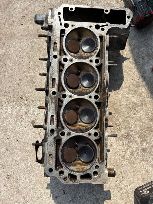 Головка 102 мотор 2.3 мерседес
