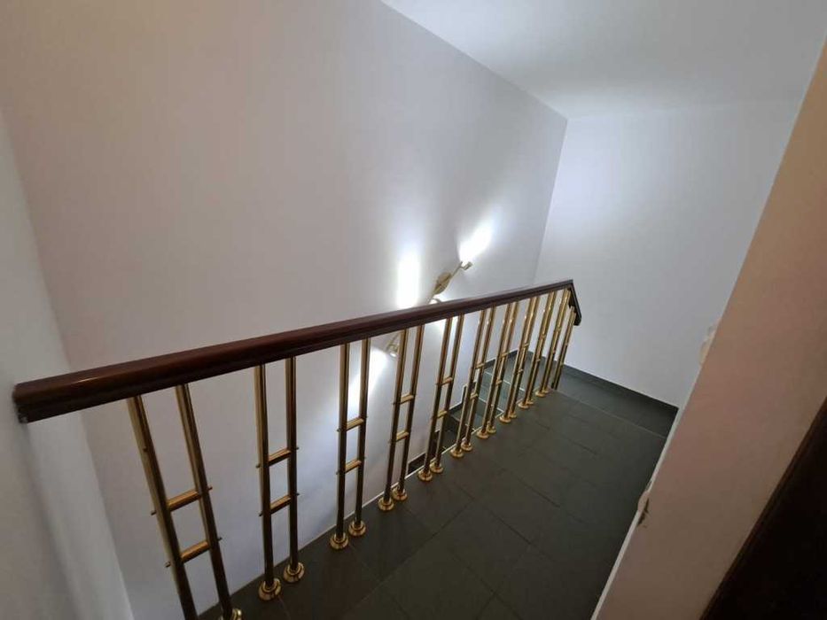 Продава се Мезонет в Габрово, Център - 188 кв.м за 597 €/кв.м - Снимка #3