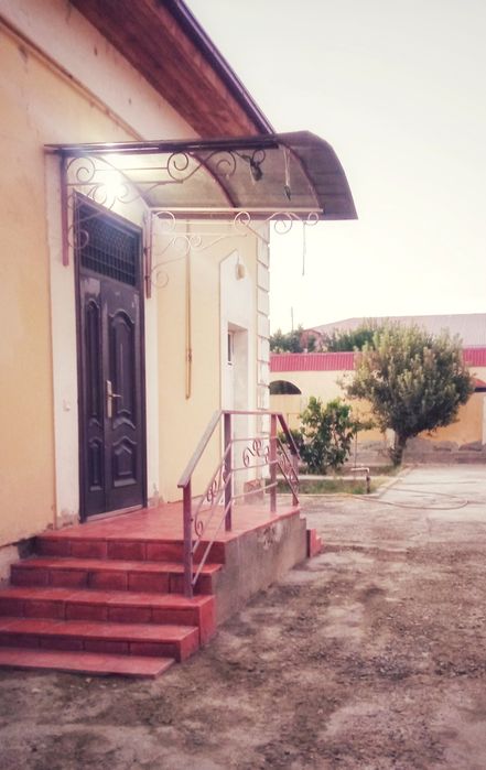 Бухоро Когон йу́ли 1-каторида  Котедж сотилади, Тараккиёт махаллас